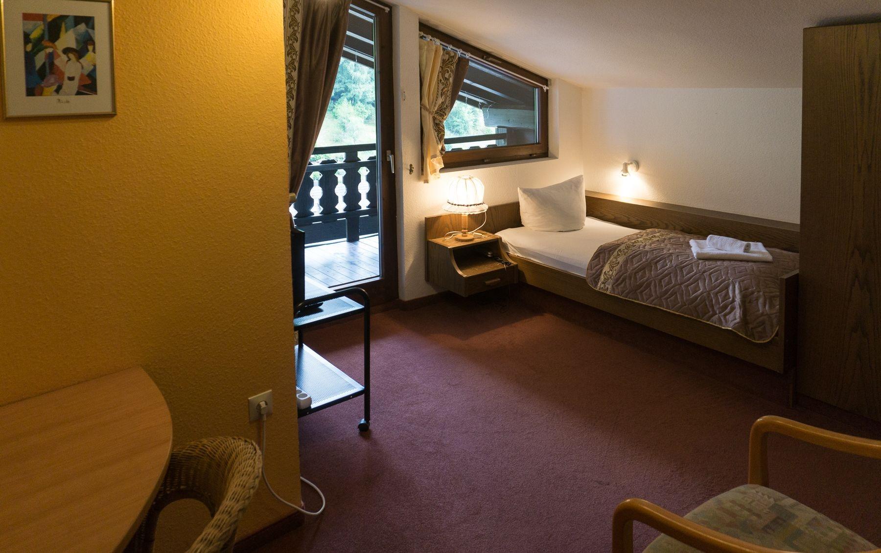 Kraehenbad Hotel Alpirsbach Exteriör bild