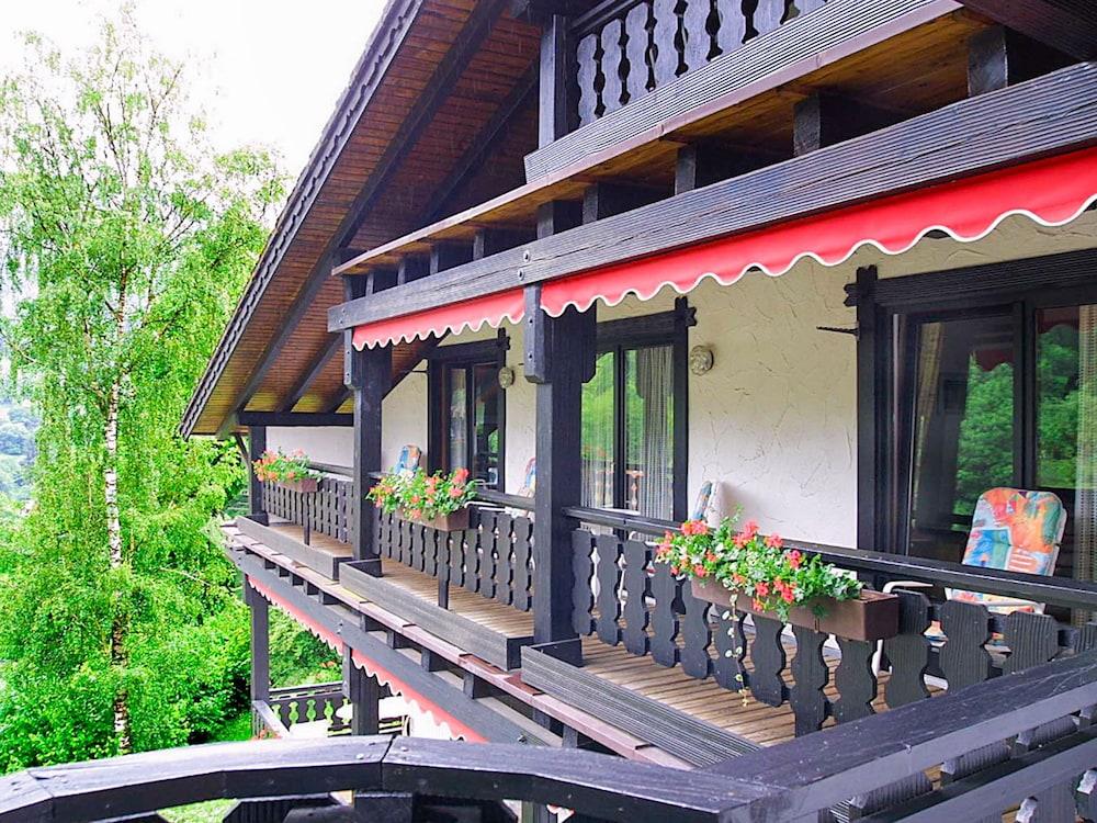 Kraehenbad Hotel Alpirsbach Exteriör bild