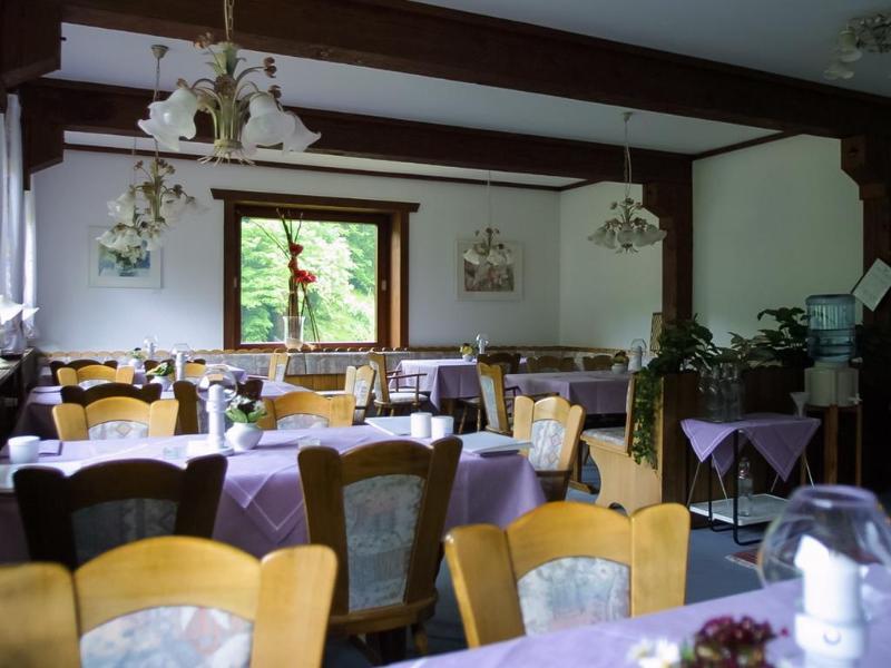 Kraehenbad Hotel Alpirsbach Exteriör bild