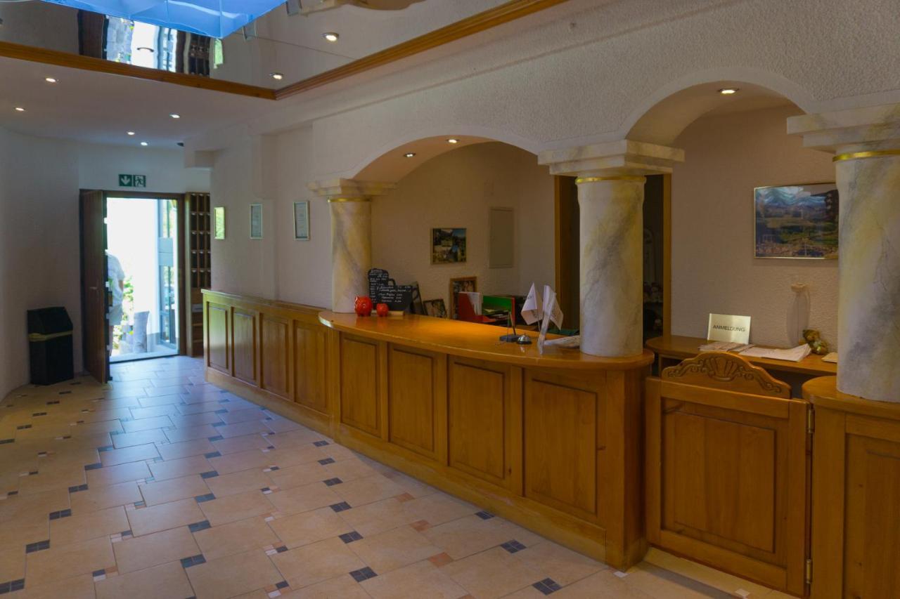Kraehenbad Hotel Alpirsbach Exteriör bild