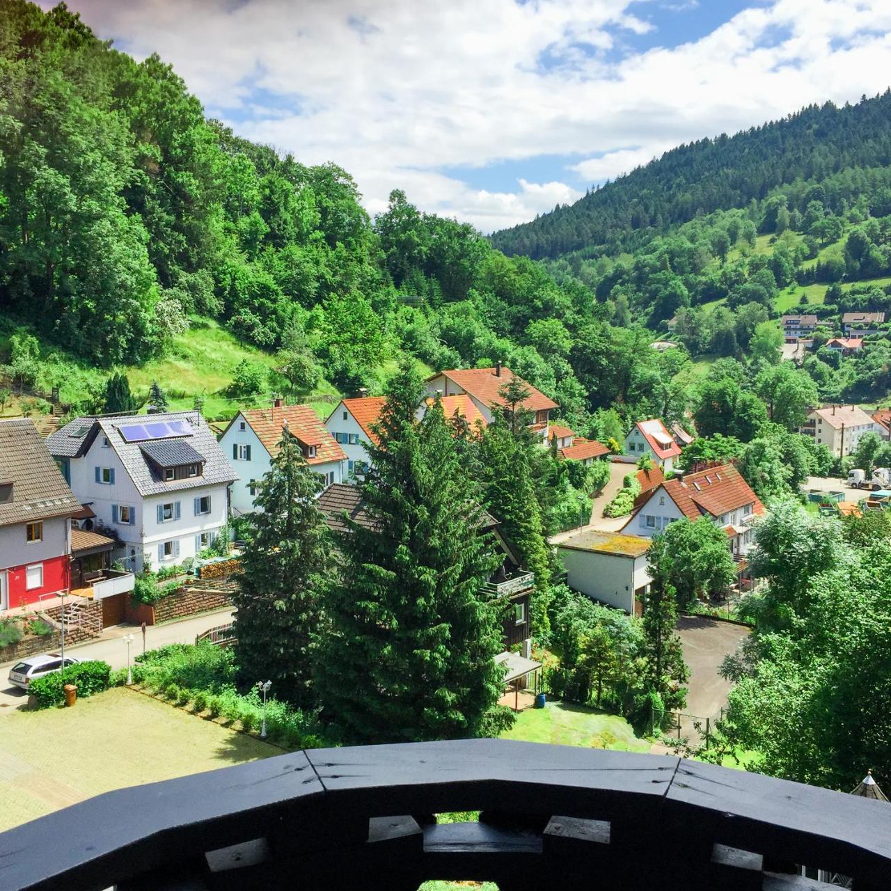 Kraehenbad Hotel Alpirsbach Exteriör bild
