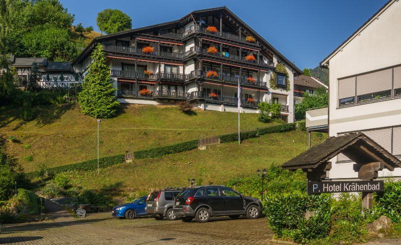 Kraehenbad Hotel Alpirsbach Exteriör bild